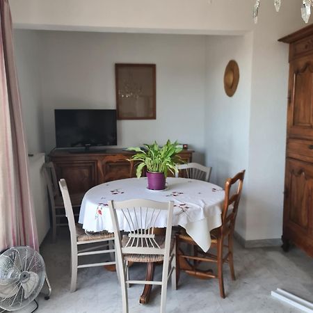 Апартаменты T4 Avec Terrasse Et Garage Prive Тулон Экстерьер фото