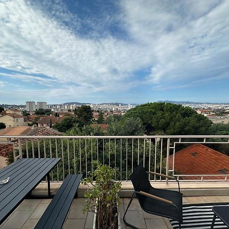 Апартаменты T4 Avec Terrasse Et Garage Prive Тулон Экстерьер фото